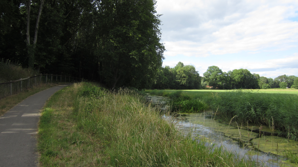 Vechtstromen sluit alle inlaten Twentekanaal